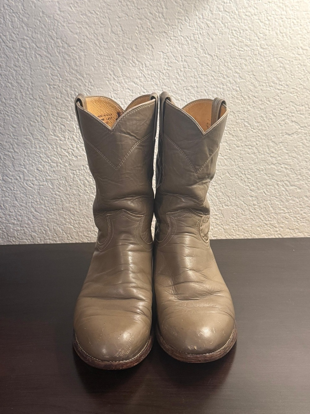 Justin Gray Taupe Leather Cowboy Weatern Boots Men’s 9.5D USA Made